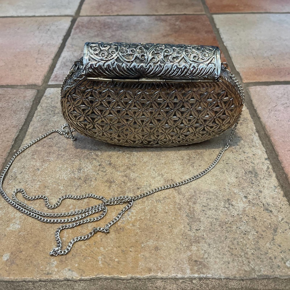 A Nepalese Silvered Metal Bag Patterned With Embossed Leaves... - Picture 2 of 4